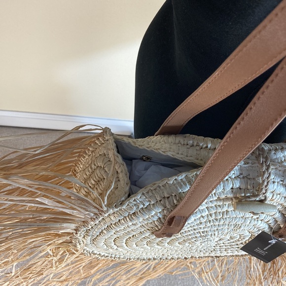 INC Women Straw Body Strap Purse - Picture 3 of 9